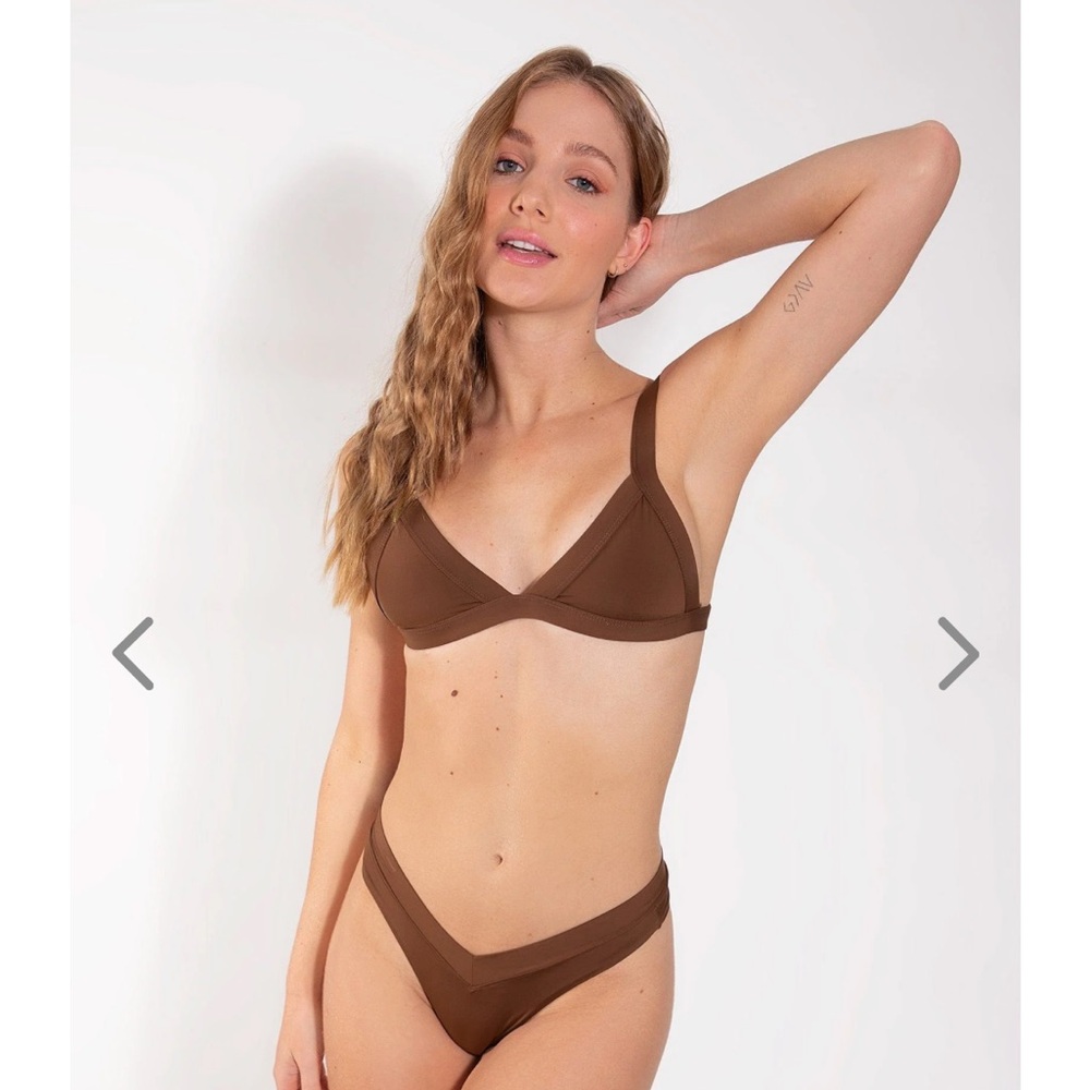 NWT Oneone swim Kameron Top Size XL